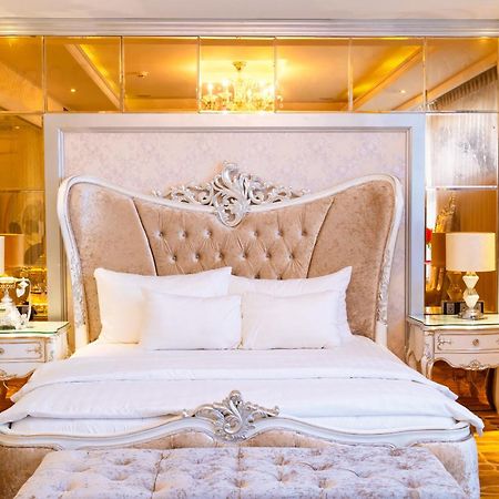 Hoang Trieu Hotel Хошимин Экстерьер фото