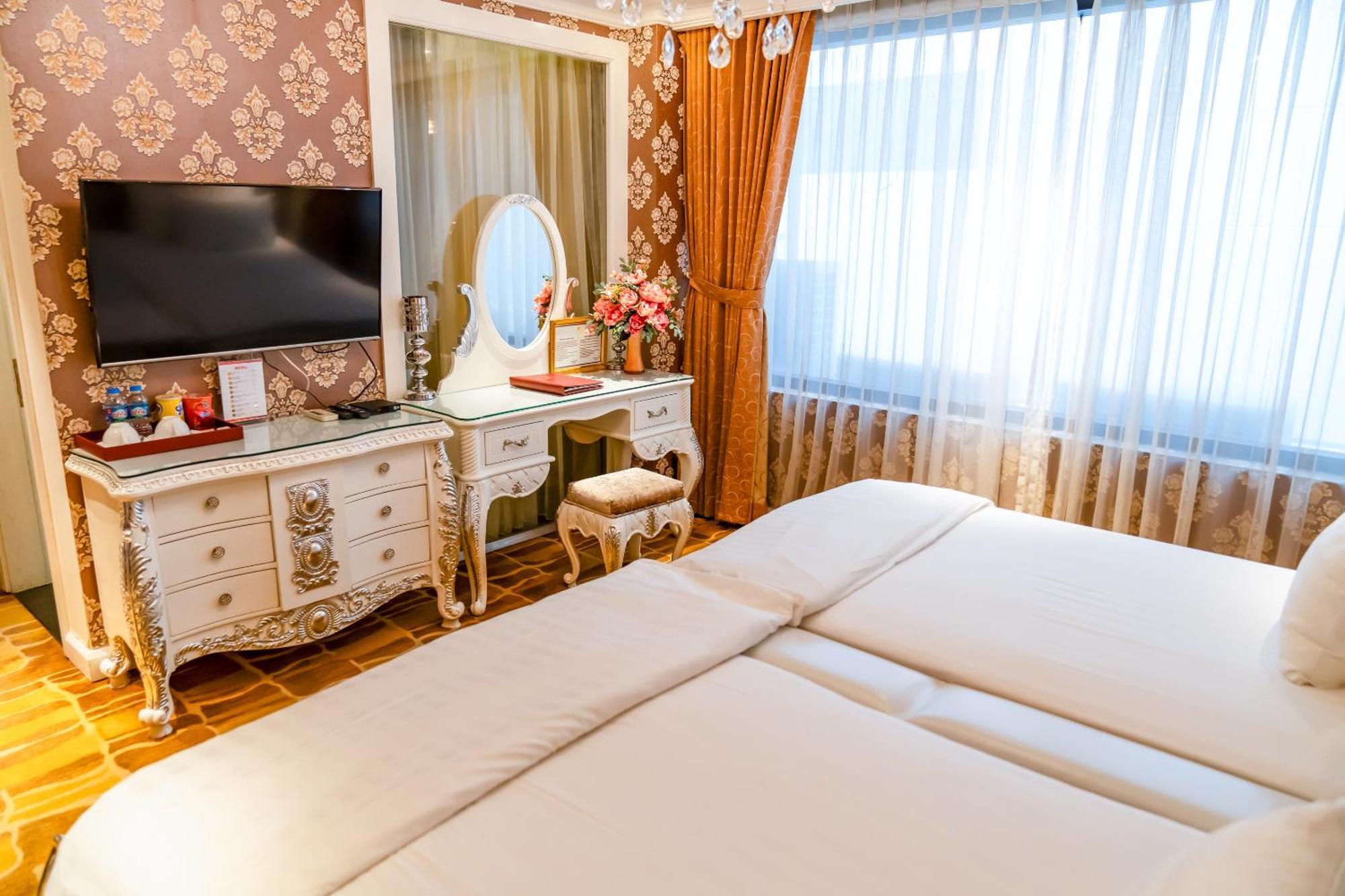 Hoang Trieu Hotel Хошимин Экстерьер фото
